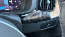 Volvo XC60 2.0 B5P Plus Dark 5dr AWD Geartronic Petrol Estate